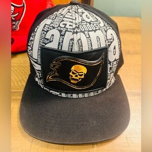 MG Fashions Tampa Bay Bucaneers Hat Black and Gold Skull Cap